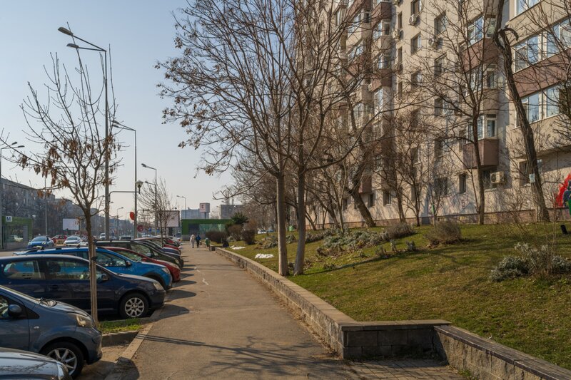 Drumul Taberei, Valea Ialomitei, parter stradal, ideal firme, comision 0 %